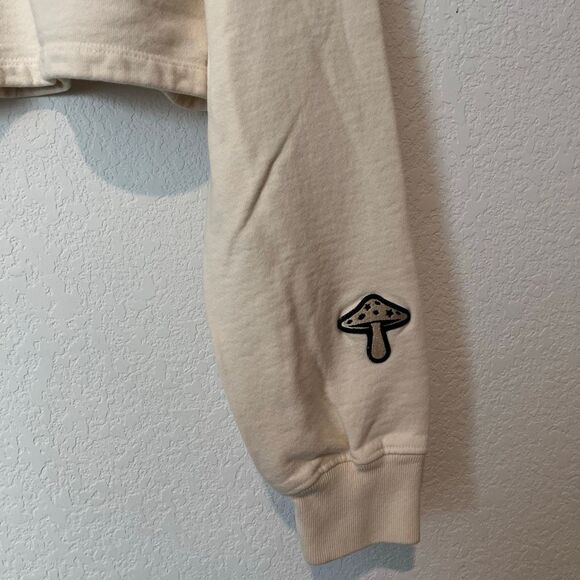 Alice Mushrooms Embroidered Pullover Crop Sweatshirt Women's Size Small - Picture 3 of 7